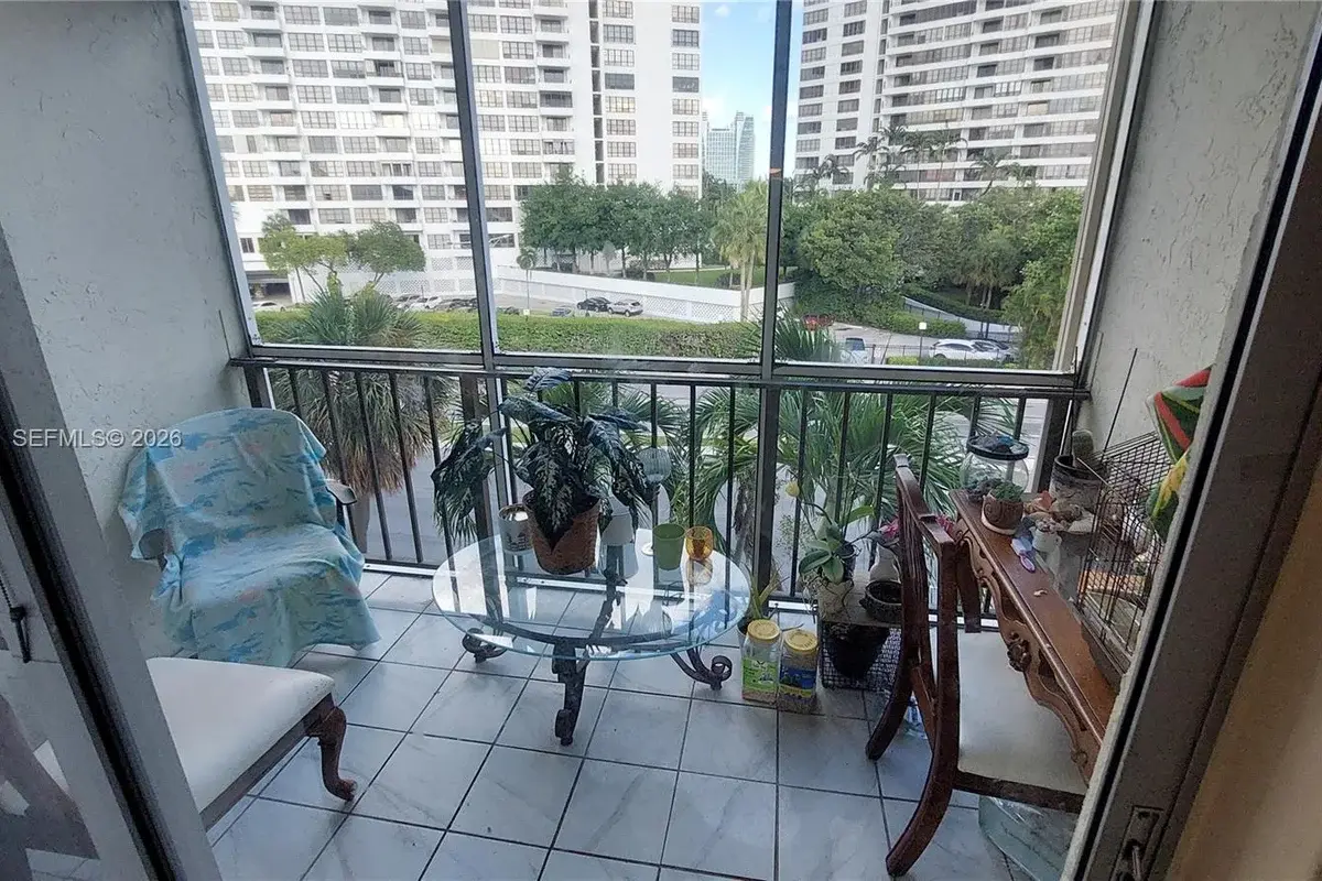 501 E Three Islands Blvd #417, Hallandale Beach: photo 1 of 23