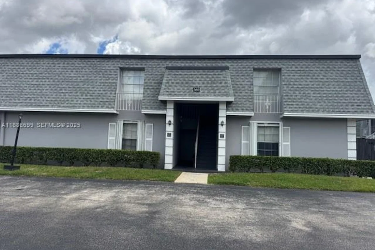360 NW 69th Ave #202, Plantation: photo 1 of 25