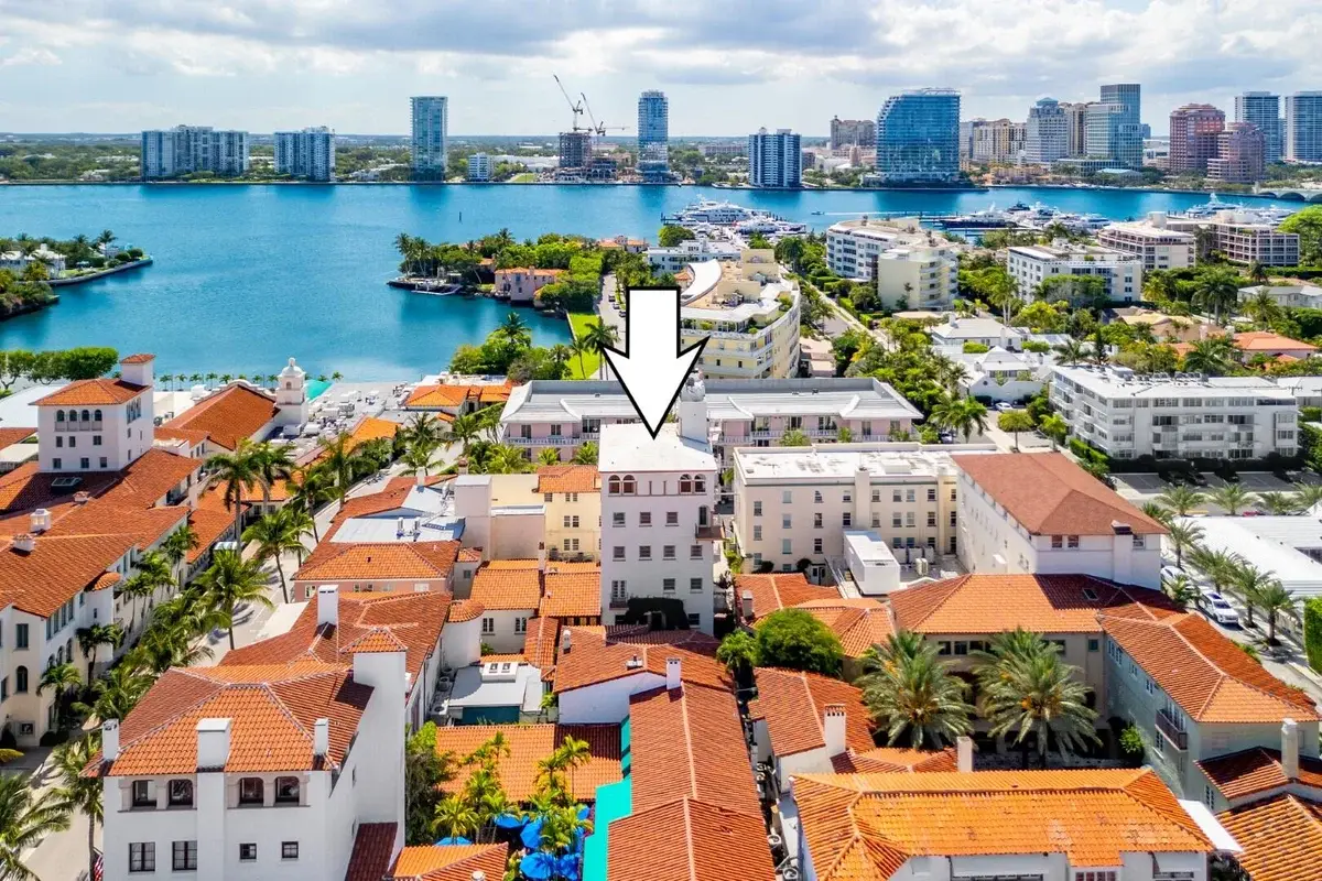 9 Via Parigi, Palm Beach: photo 1 of 29