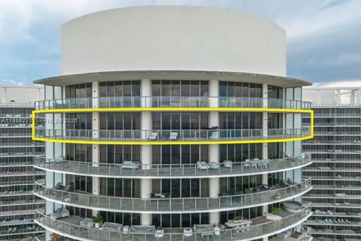 Condo in Bal Harbour: photo 1 of 46