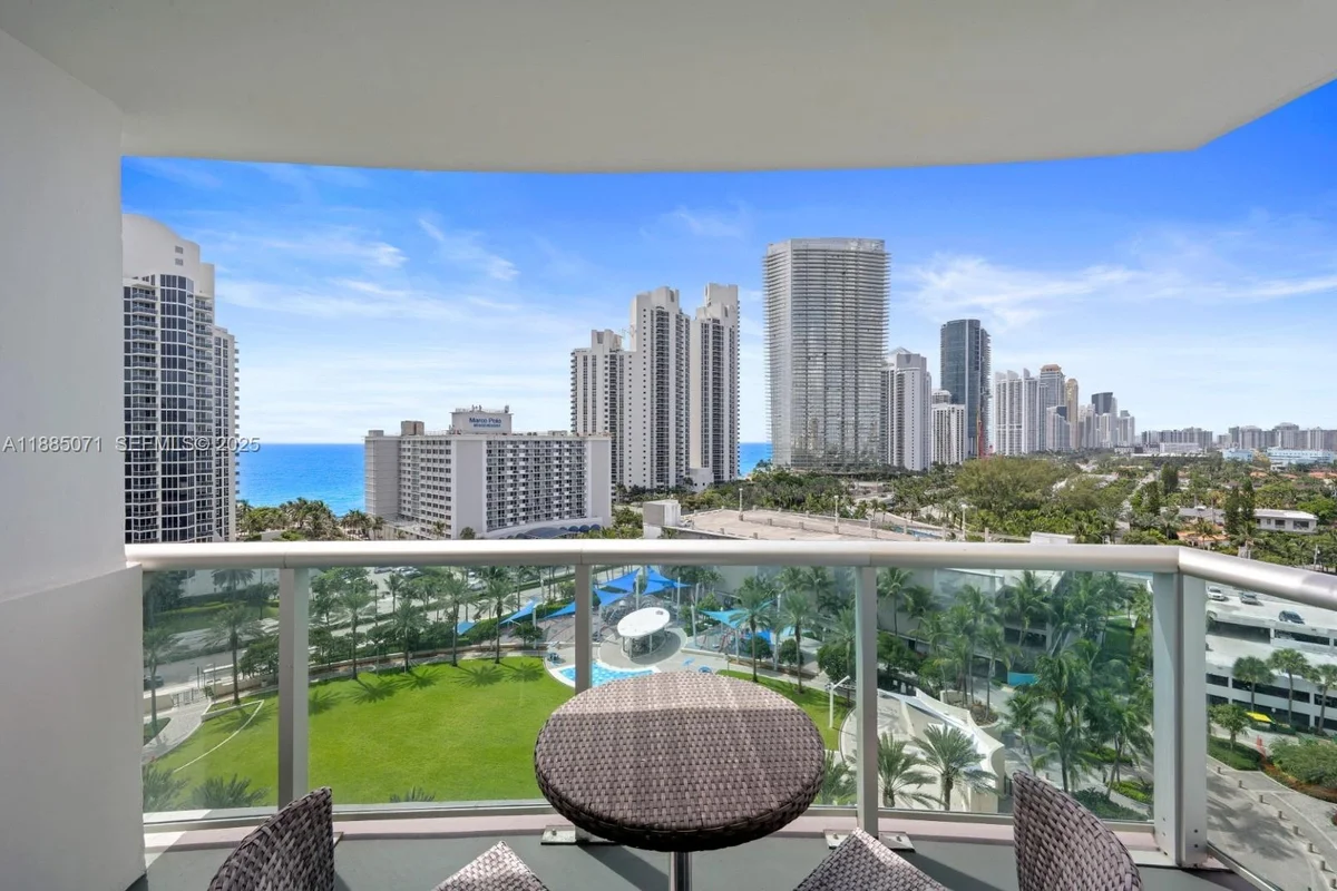 19370 Collins Ave #1425, Sunny Isles Beach: photo 1 of 15