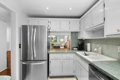 400 NE 20th St #A207, Boca Raton: photo 1 of 55