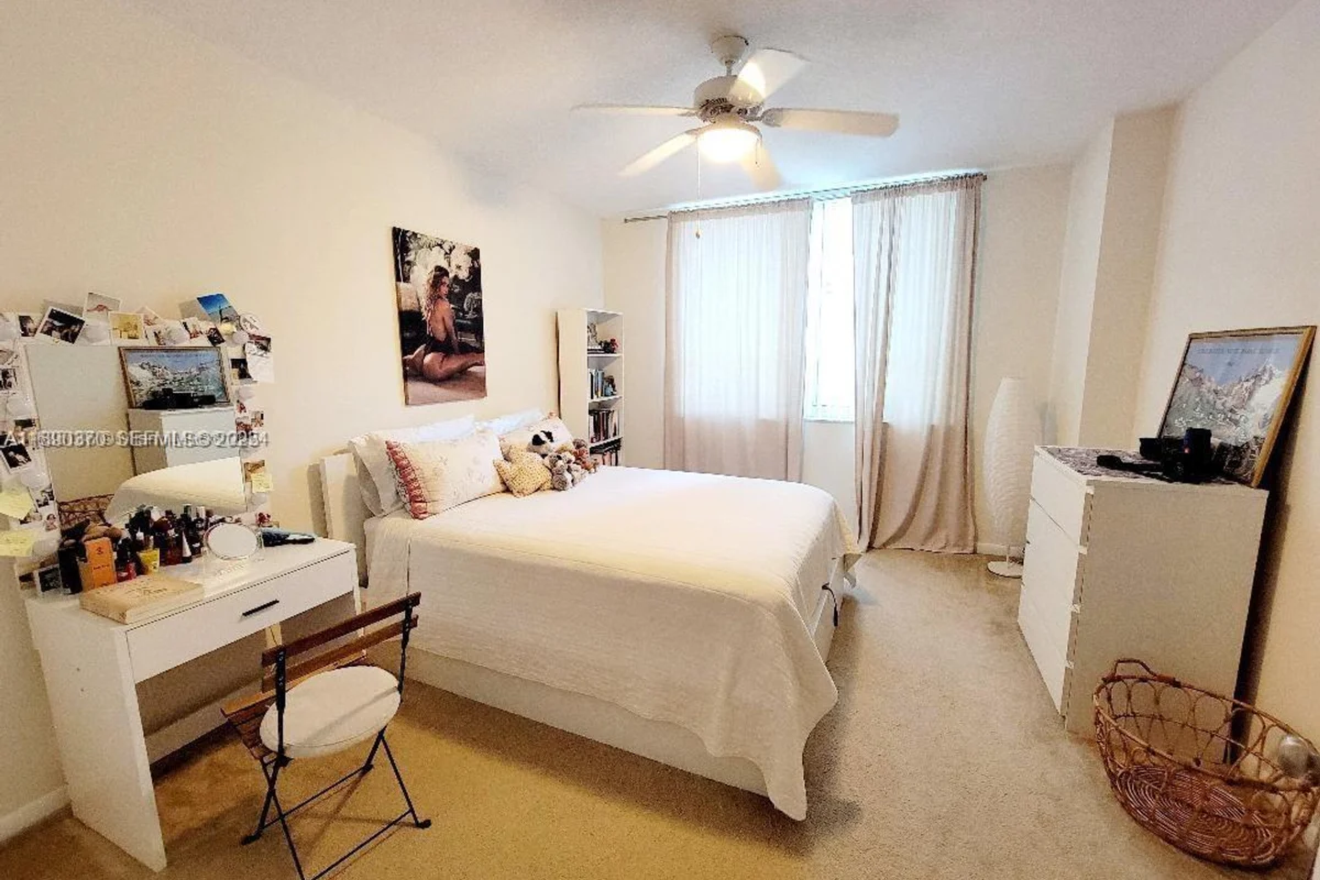 2000 N Bayshore Dr #226, Miami: photo 1 of 15