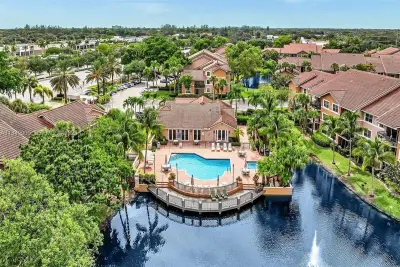 8721 Wiles Rd #105, Coral Springs: photo 1 of 49
