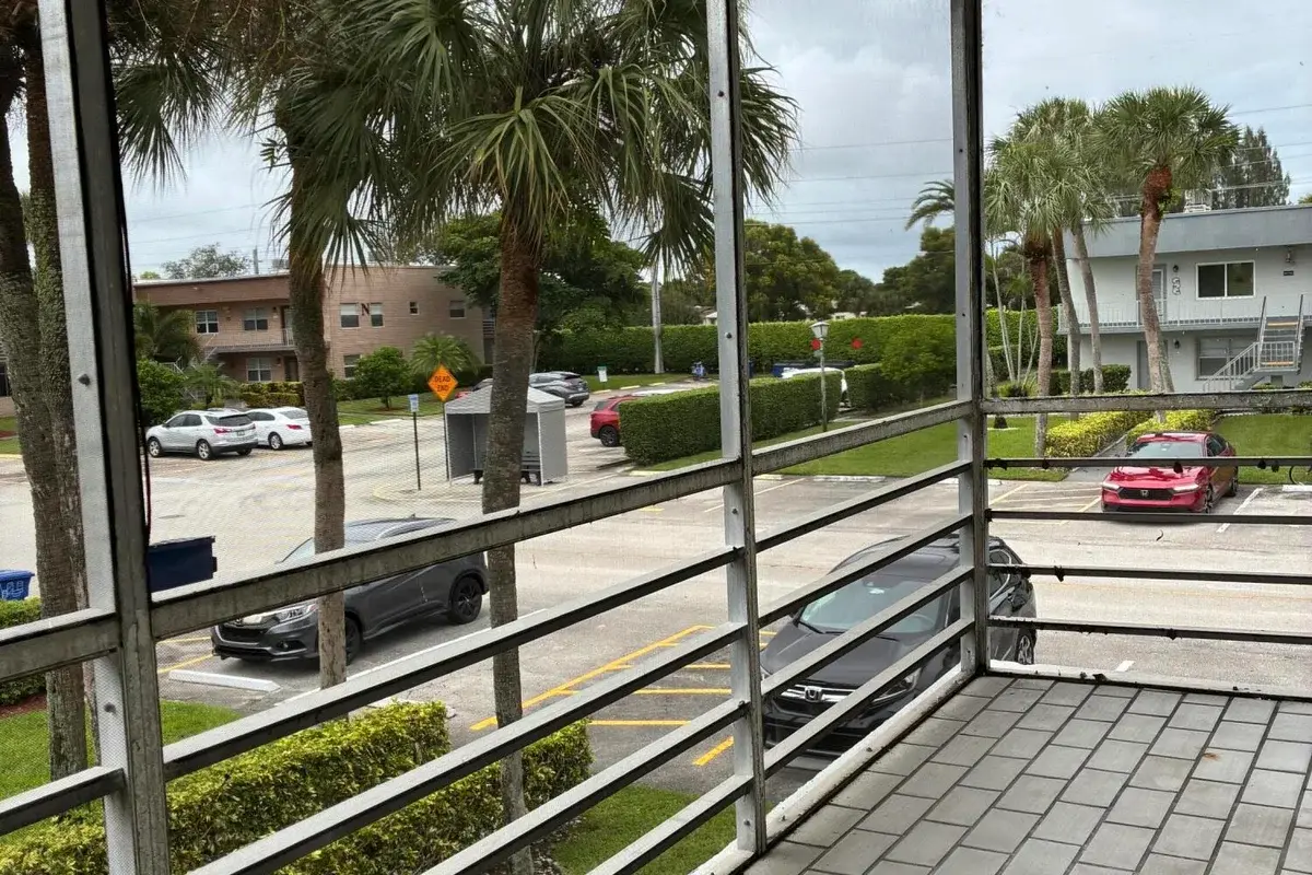 574 Burgundy L, Delray Beach: photo 1 of 55
