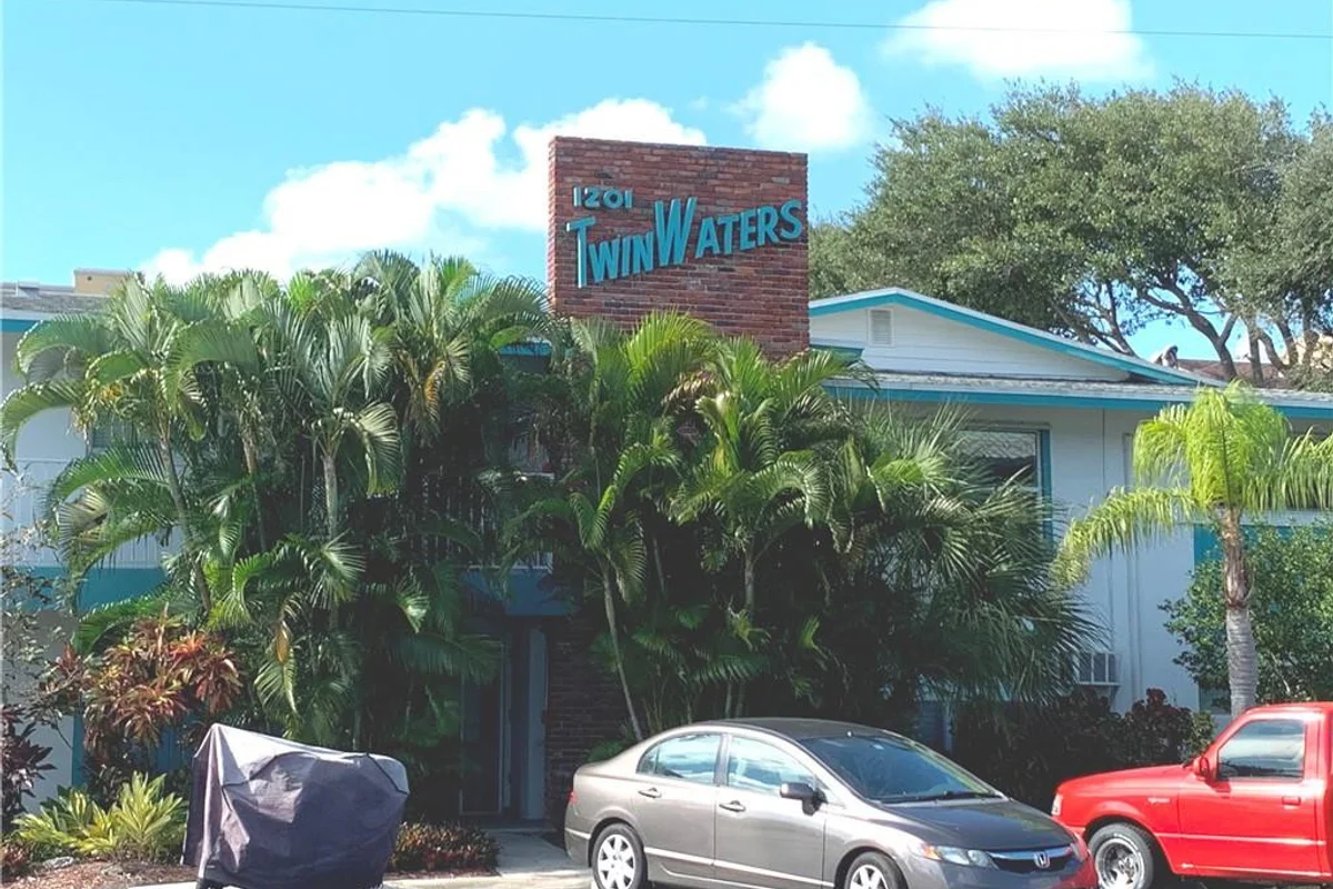 1201 N Riverside Dr #12b, Pompano Beach: photo 1 of 63