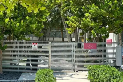 1816 Meridian Ave #18, Miami Beach: photo 1 of 19