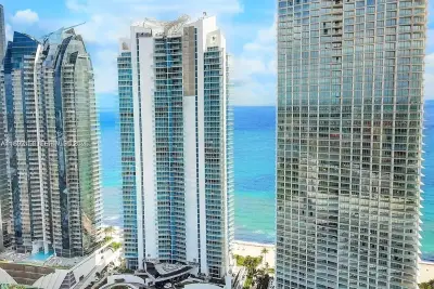 17001 Collins Ave #3705, Sunny Isles Beach: photo 1 of 26