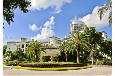 3500 Island Blvd #DPH01, Aventura: photo 1 of 45