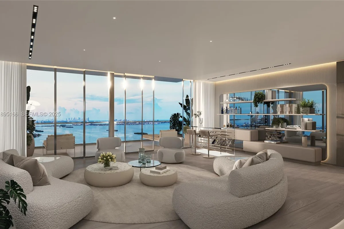 Condo in Miami: photo 1 of 44