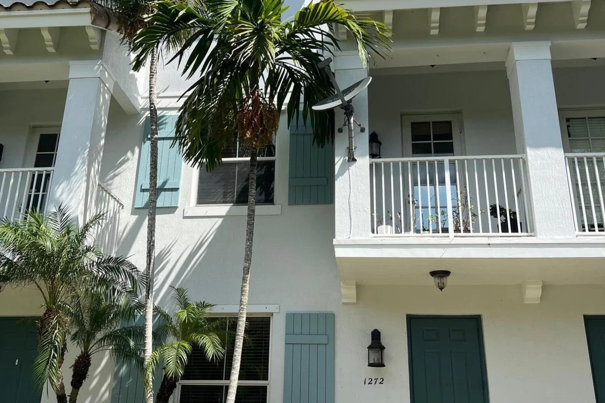 1272 Via Fiume, Boynton Beach: photo 1 of 51