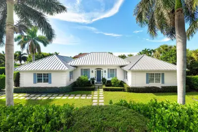 106 Beachway Dr, Ocean Ridge: photo 1 of 30