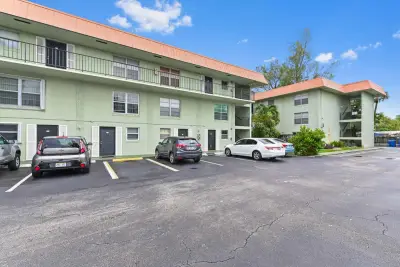 803 W Oakland Park Blvd #A7, Oakland Park: photo 1 of 25