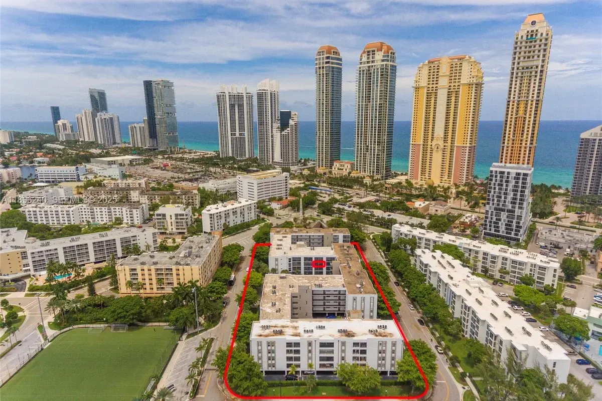 201 178th Dr #426, Sunny Isles Beach: photo 1 of 34