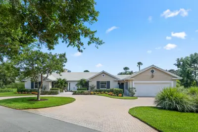 36 Country Rd, Golf: photo 1 of 51