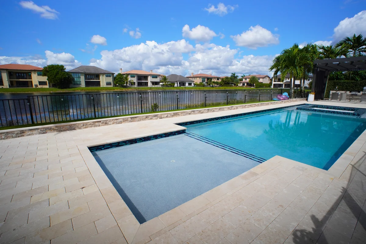 8965 Watercrest Cir E, Parkland: photo 1 of 101