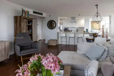 1300 Saint Charles Pl #PH12, Pembroke Pines: photo 1 of 24