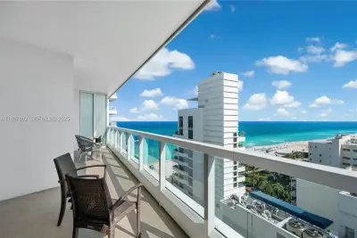 4391 Collins Ave #1619, Miami Beach: photo 1 of 9