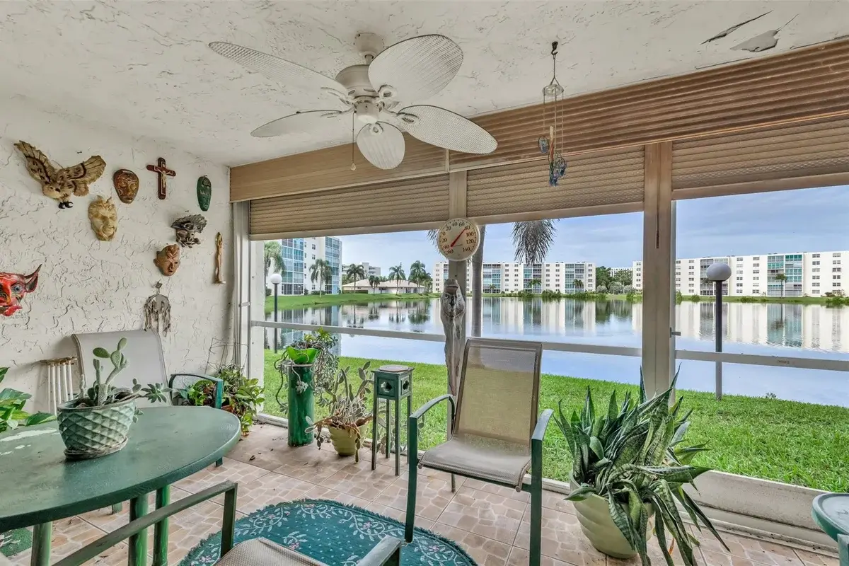 121 SE 3rd Ave #104, Dania Beach: photo 1 of 29