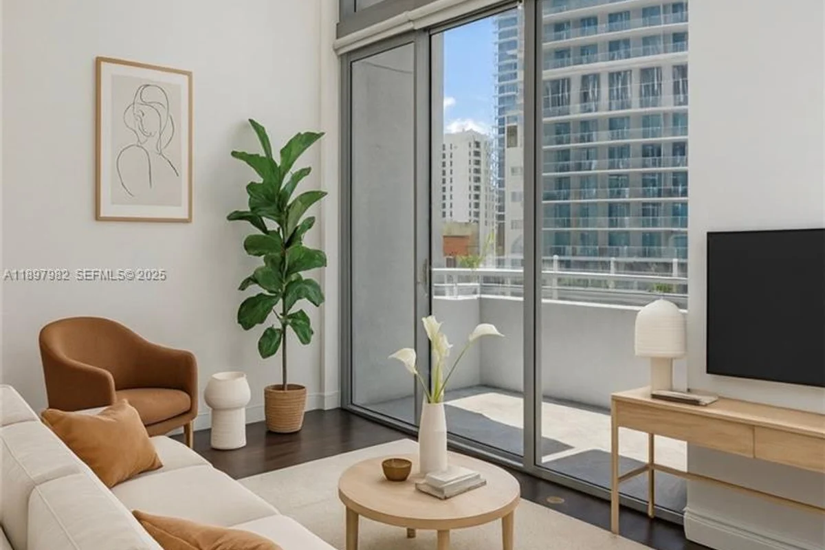 1050 Brickell Ave #414, Miami: photo 1 of 42