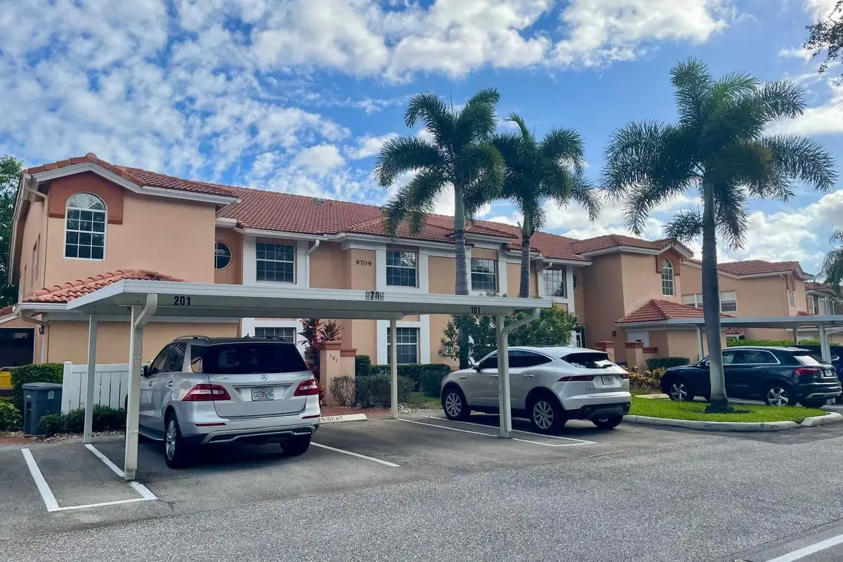 9709 Shadybrook Dr #201, Boynton Beach: photo 1 of 52