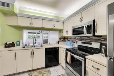 10369 NW 24th Pl #402, Sunrise: photo 1 of 43