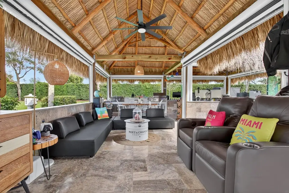 161 N Cortez Dr, Margate: photo 1 of 28