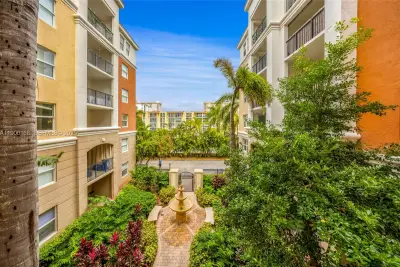 17125 N Bay Rd #3301, Sunny Isles Beach: photo 1 of 13