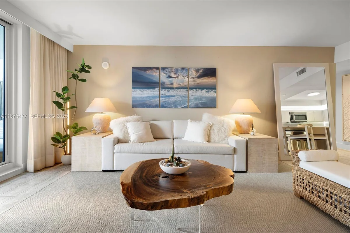 Condo in Miami Beach: photo 1 of 21