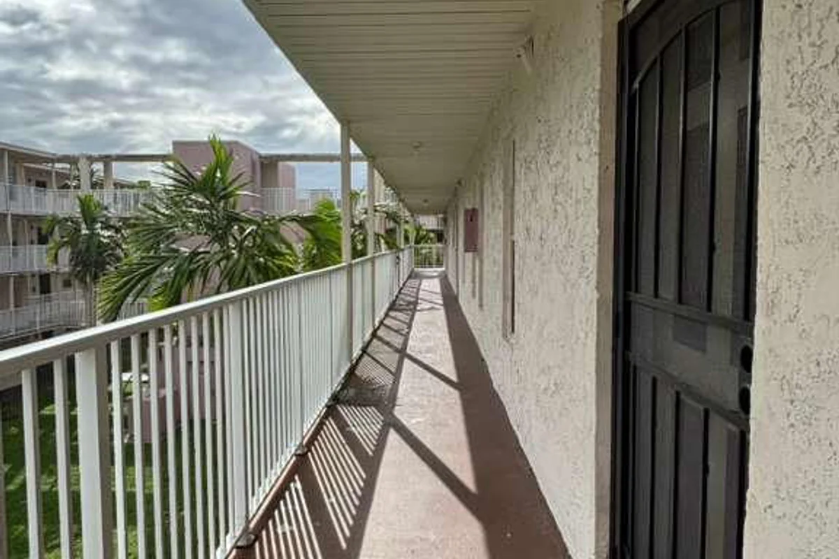 2800 NW 56th Ave #B306, Lauderhill: photo 1 of 13