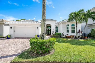 326 Charroux Dr, Palm Beach Gardens: photo 1 of 53