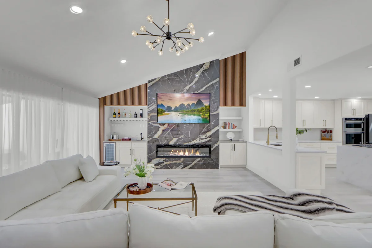 39 Edinburgh Dr, Palm Beach Gardens: photo 1 of 17