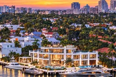 525 Isle Of Capri Dr, Fort Lauderdale: photo 1 of 39