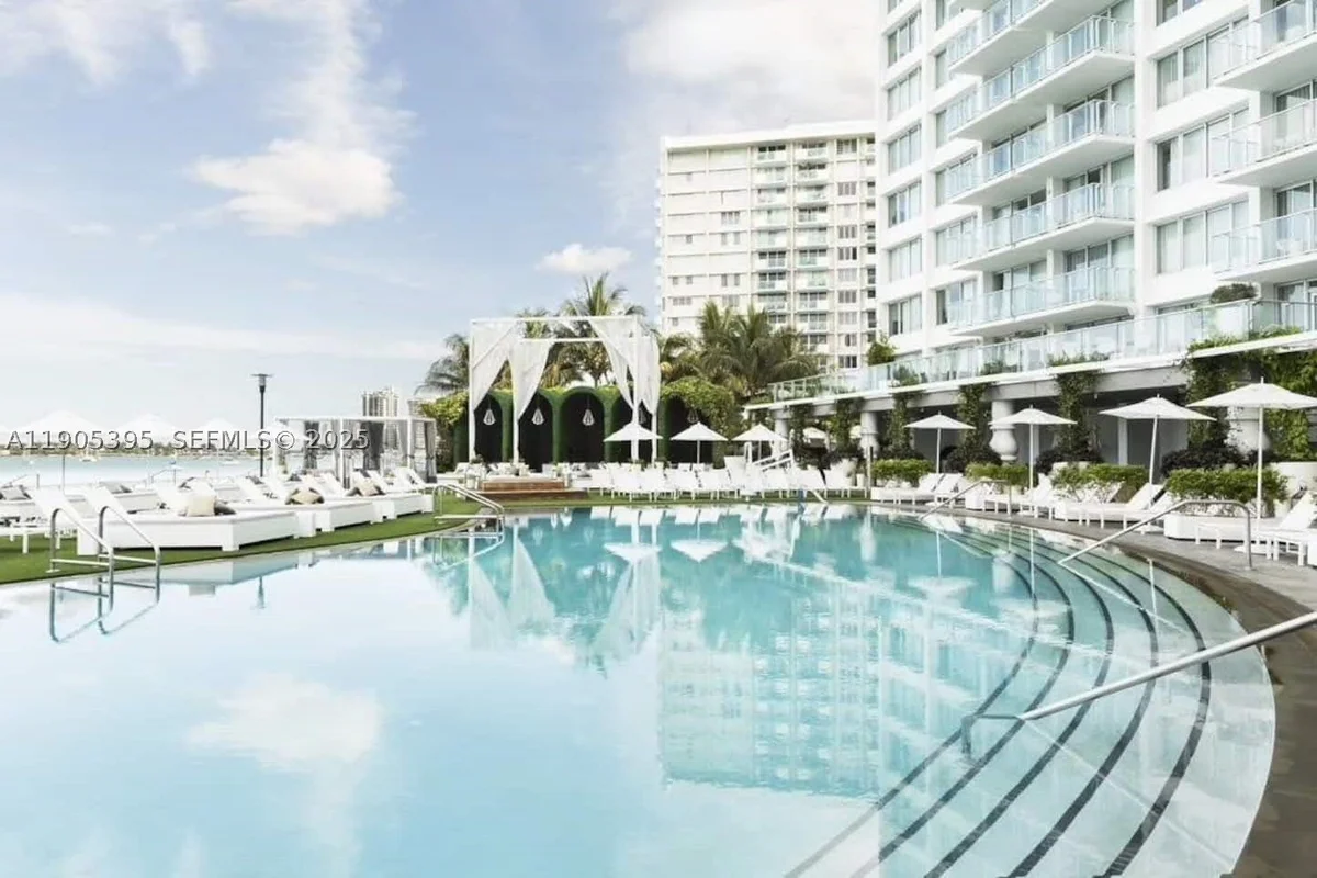 1100 West Ave #1004, Miami Beach: photo 1 of 20