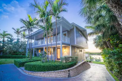 4000 S Ocean Blvd, Lantana: photo 1 of 27