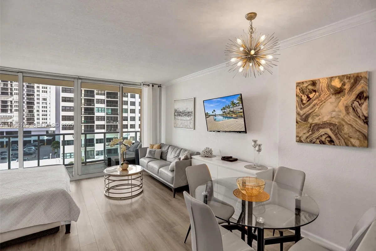 2501 S Ocean Dr #505, Hollywood: photo 1 of 43