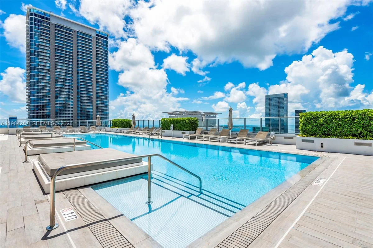 1010 Brickell Ave #1706, Miami: photo 1 of 1