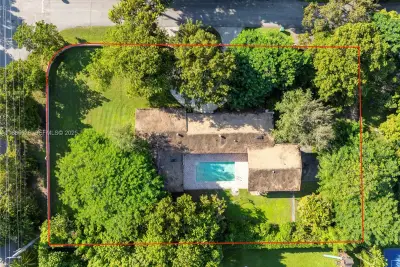 6201 SW 114th St, Pinecrest: photo 1 of 6