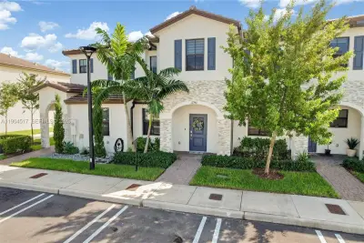 12942 SW 232nd Ter, Homestead: photo 1 of 27