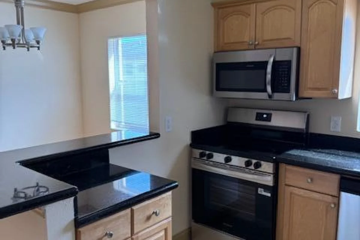 744 NE 14th Ave #12, Fort Lauderdale: photo 1 of 22