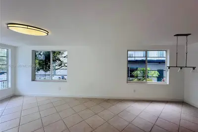 1150 Euclid Ave #104, Miami Beach: photo 1 of 26