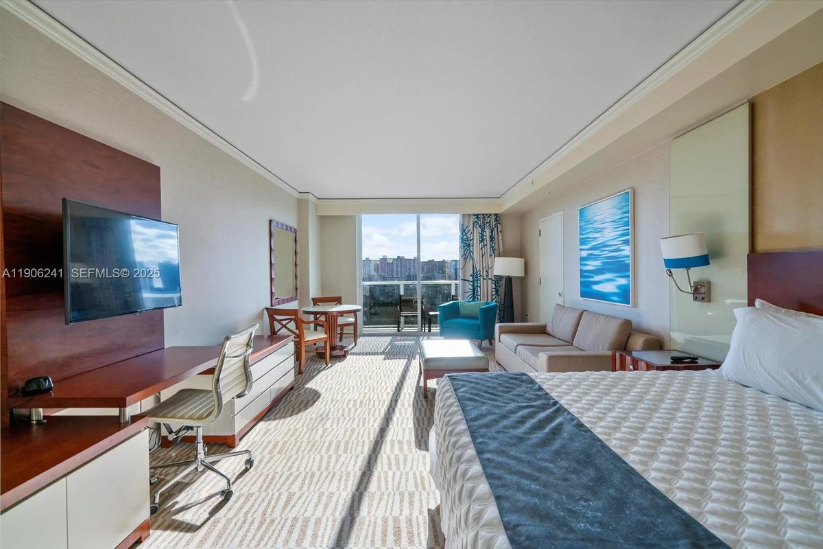 18001 Collins Ave #1117, Sunny Isles Beach: photo 1 of 19