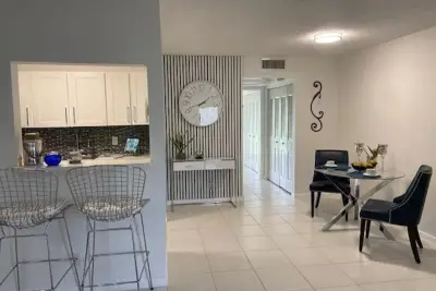 1011 Berkshire A, Deerfield Beach: photo 1 of 5