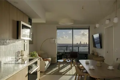 159 NE 6th St #2816, Miami: photo 1 of 22