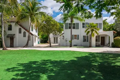 717 Forest Hill Blvd, West Palm Beach: photo 1 of 71