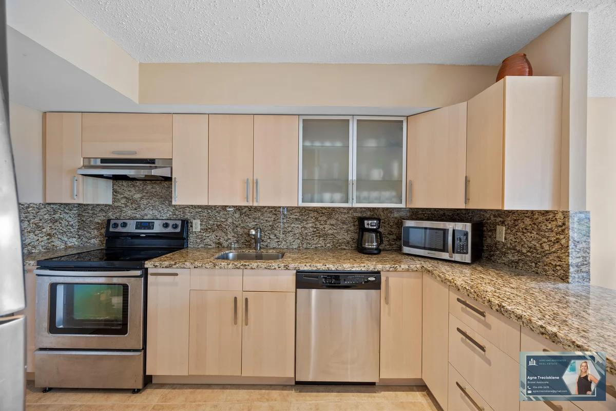 300 Diplomat Pkwy #607, Hallandale Beach: photo 1 of 45