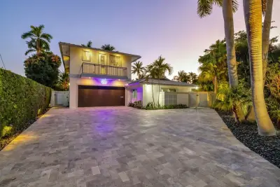 288 S Tradewinds Ave, Lauderdale-by-the-Sea: photo 1 of 65