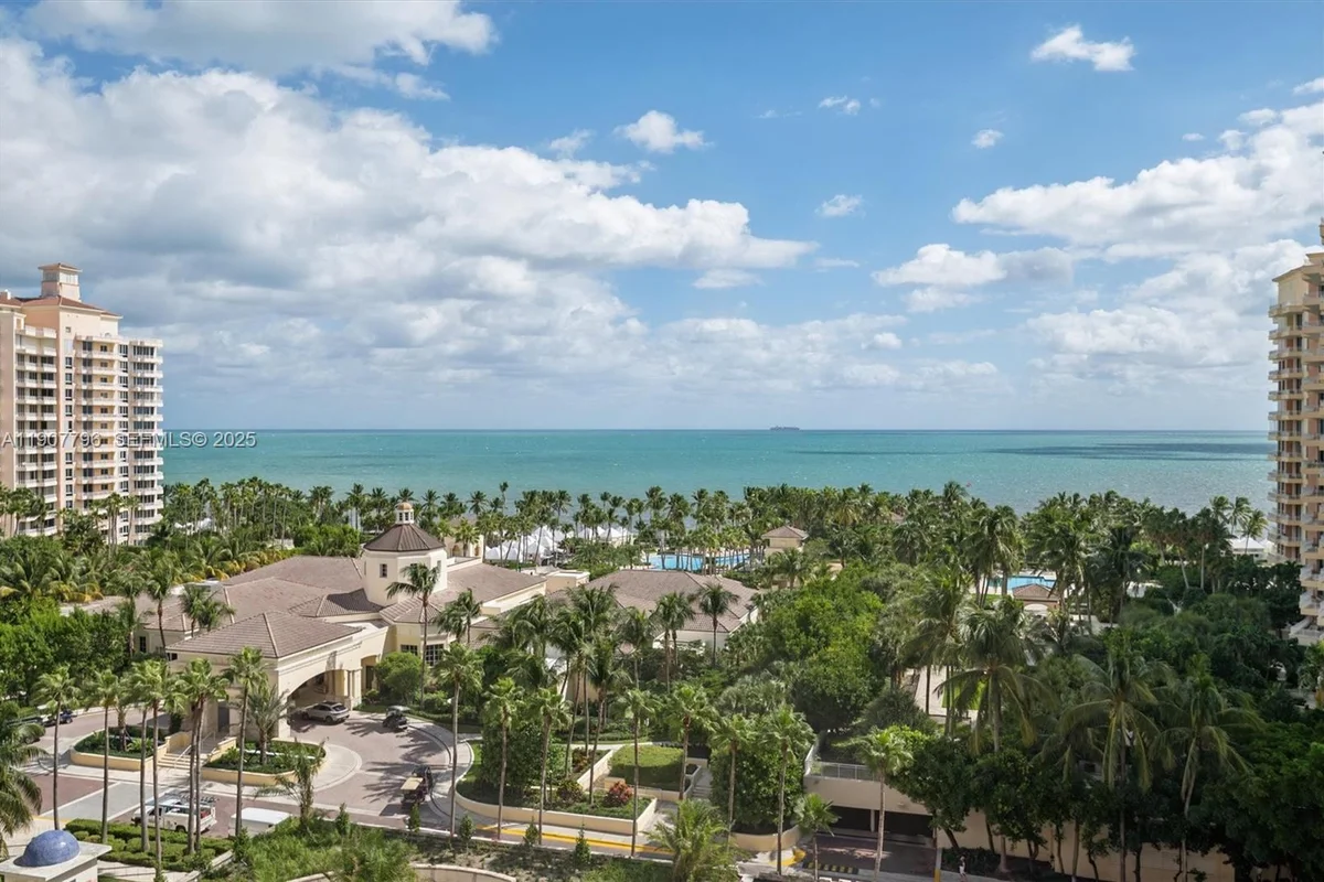 789 Crandon Blvd #1005, Key Biscayne: photo 1 of 60