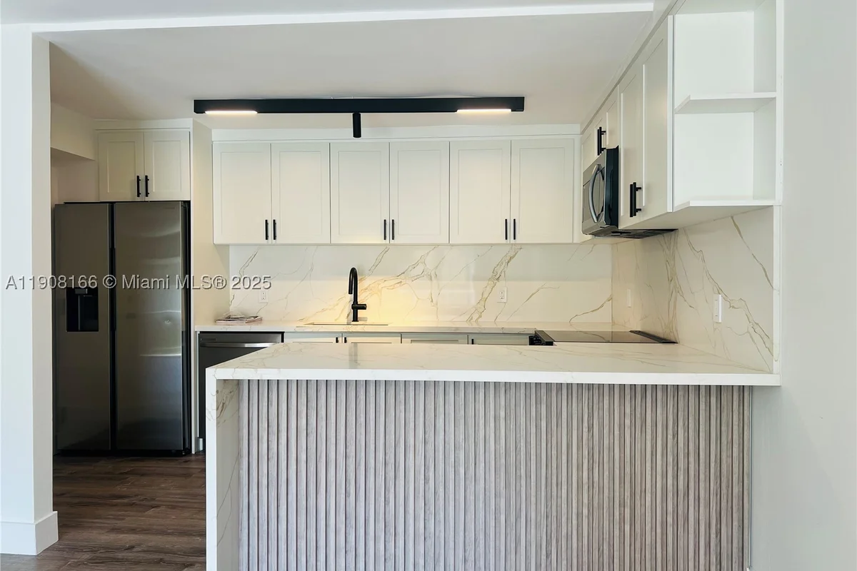 201 Jefferson Ave #4C, Miami Beach: photo 1 of 13