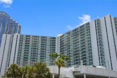 100 Bayview Dr #227, Sunny Isles Beach: photo 1 of 48